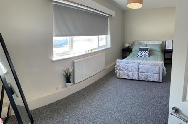 Apartment 3 Bedroom Modern Flat, Sleeps 8, Mablethorpe, Linc *