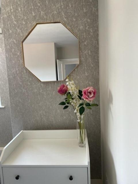 3 Bedroom Modern Flat, Sleeps 8, Mablethorpe, Linc * Mablethorpe
